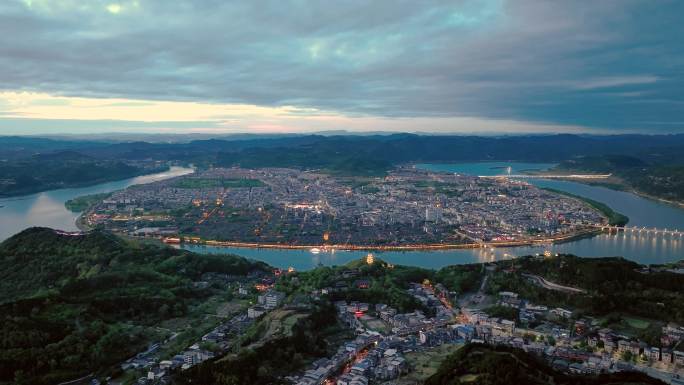 四川阆中古城航拍夜景