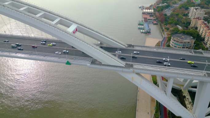 上海市黄浦江卢浦大桥高架桥汽车车辆车流交
