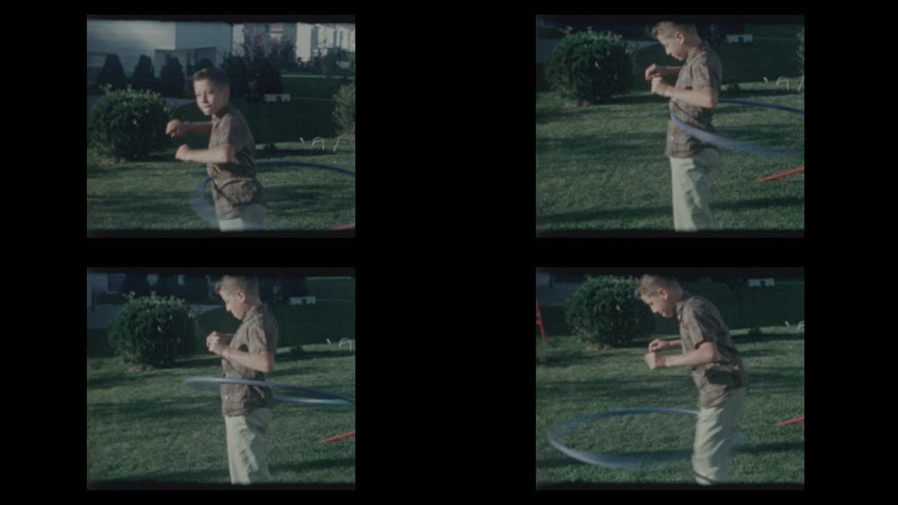 1963男孩玩呼啦圈