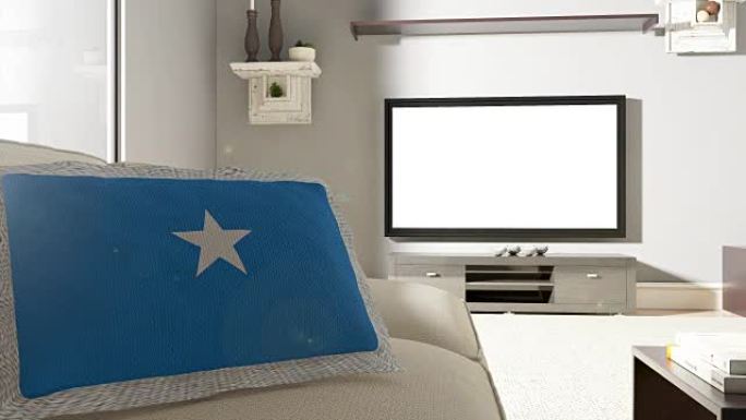 带有索马里国旗的沙发和电视