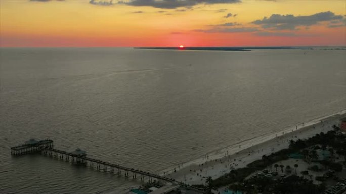Ft迈尔斯海滩日落航空视频，佛罗里达州