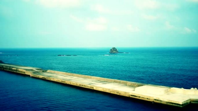 游轮抵达日本宫崎县aburatsu港的镜头