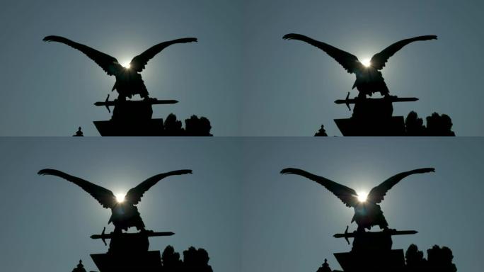 布达佩斯图鲁尔鸟雕像