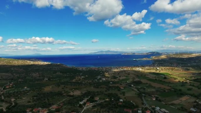 飞越海岸线的空中视频。令人惊叹的风景。