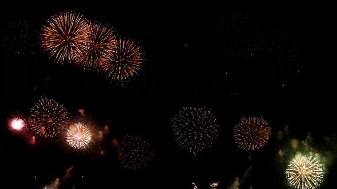 烟花汇演庆典，彩色烟花4K