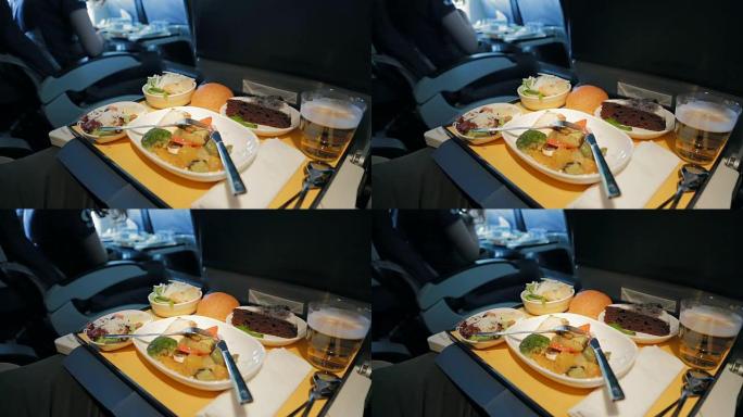 桌上头等舱飞机上的食物