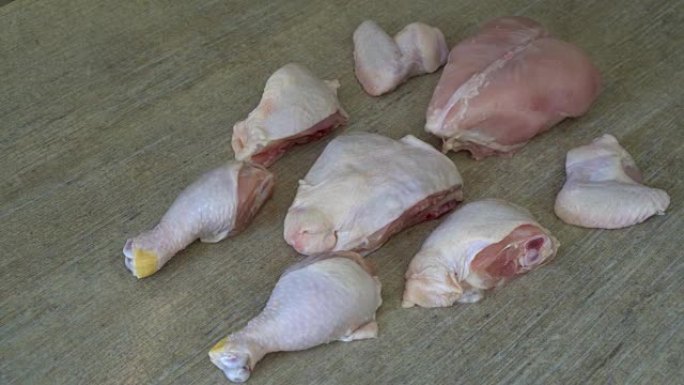 生整鸡的家庭切割。食物储存和组织