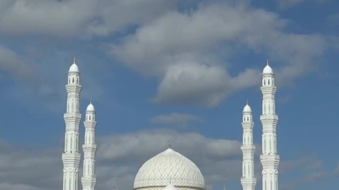 哈萨克斯坦阿斯塔纳清真寺屋顶