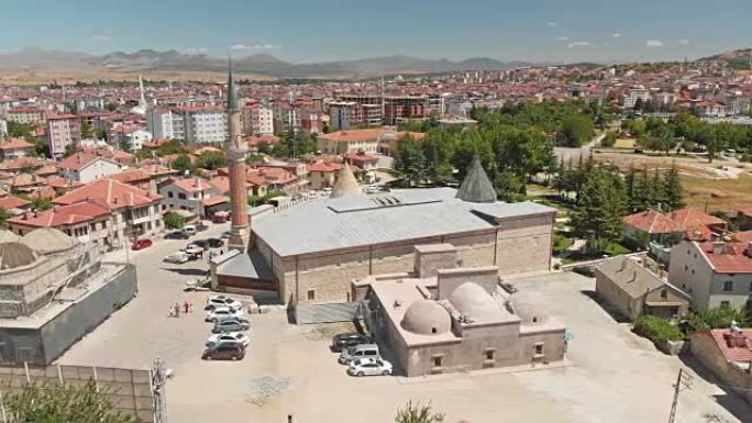 土耳其科尼亚贝塞希尔镇的埃斯特弗格卢清真寺
