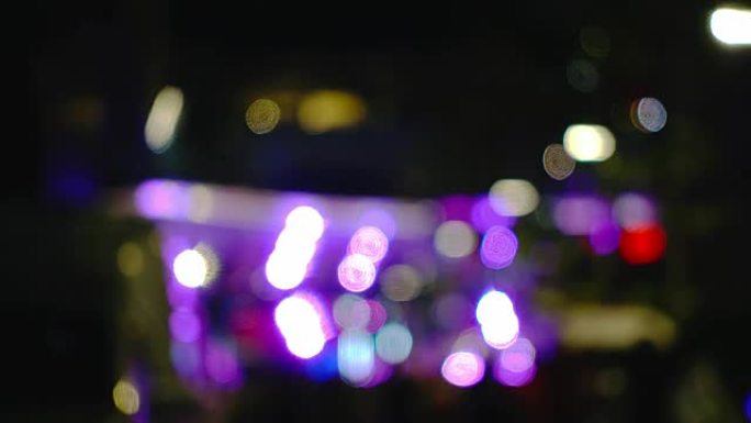 Bokeh led灯寒冷的冬夜代表新年快乐的节日