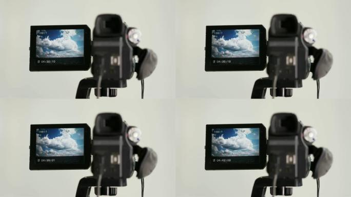 数码迷你数码摄像机液晶显示屏上播放录制的电影
