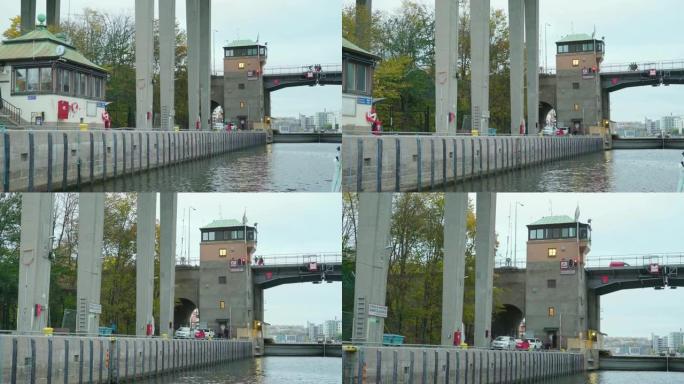 瑞典斯德哥尔摩的桥门侧面景观
