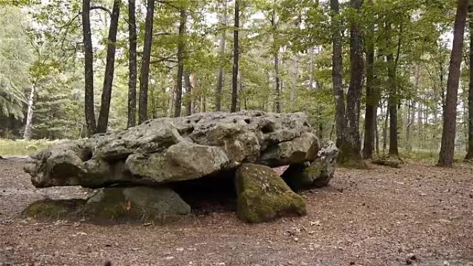 Dolmen La Grosse Pierre，诺曼底的史前石头，潘