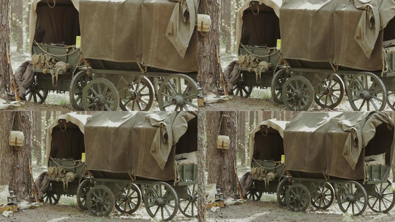 俄罗斯苏联二战农民推车在森林里。红军第二次世界大战装备