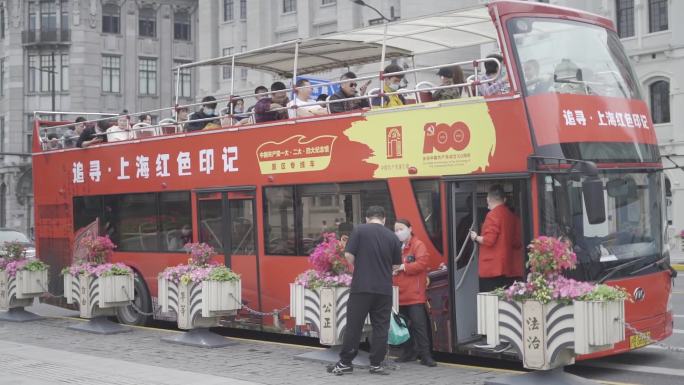 上海红色双层巴士