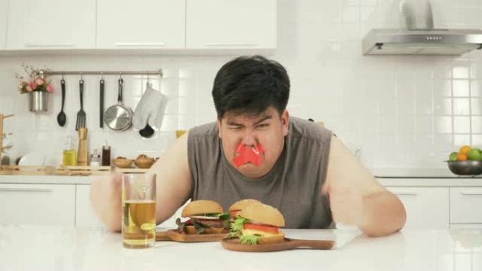 泰国超重男子禁止食用汉堡包和啤酒等不健康食品