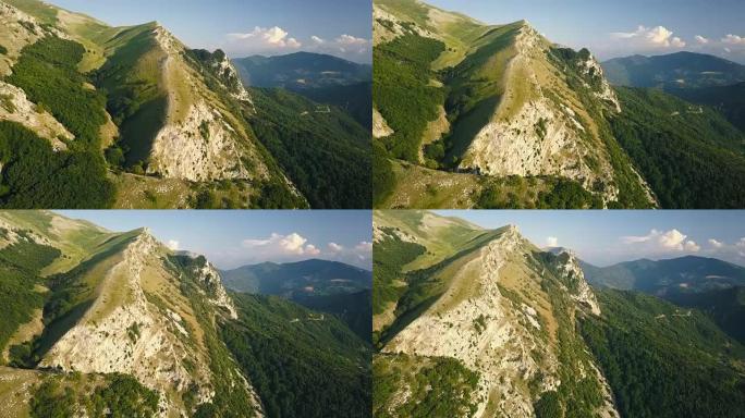 意大利夏季的山脉