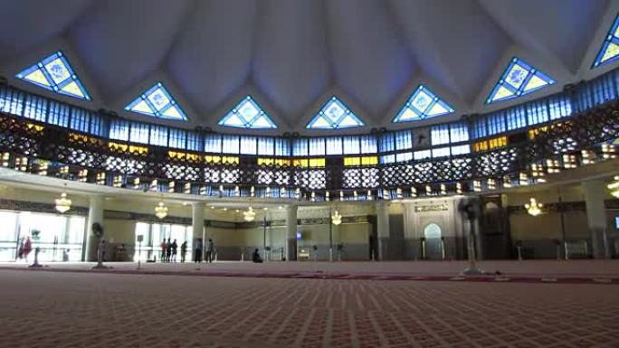马来西亚国家清真寺吉隆坡 (Masjid Negara)，约2017年1月