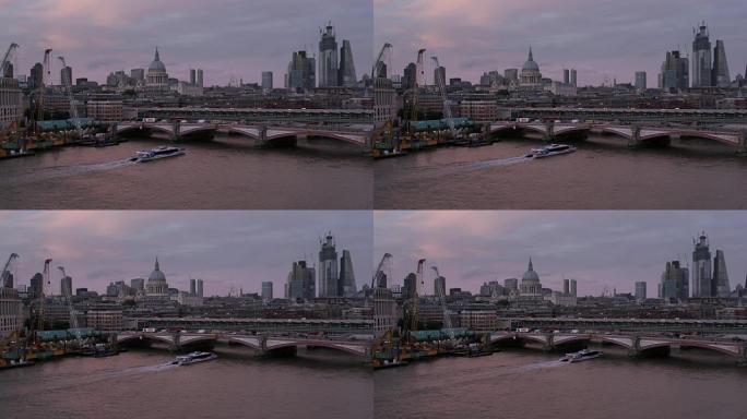 西南面的泰晤士河和伦敦市