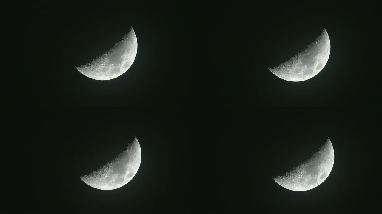 新月或暗黑夜的半月形