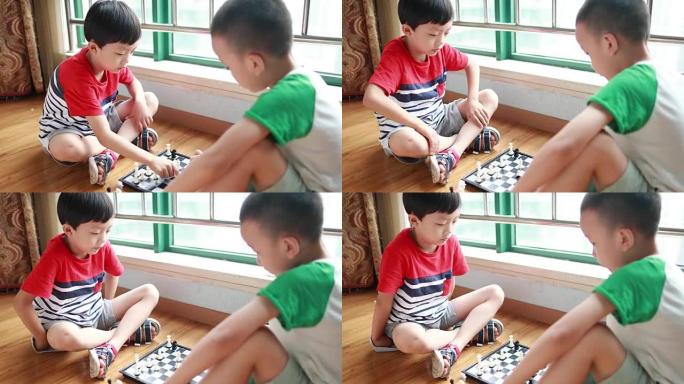 孩子们下棋