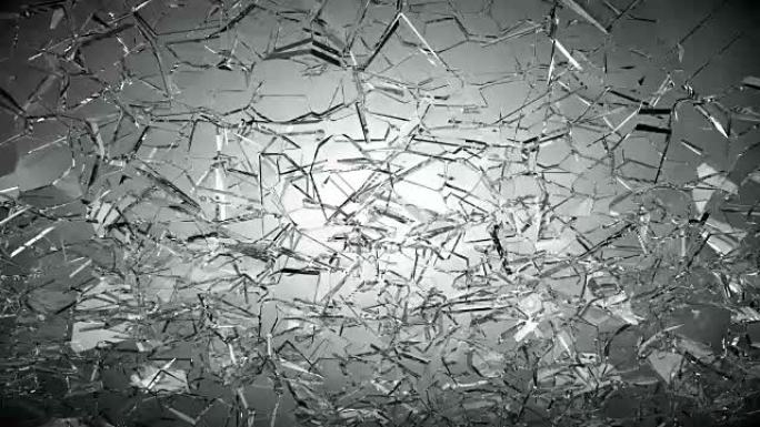 在慢动作中被破坏的碎玻璃碎片