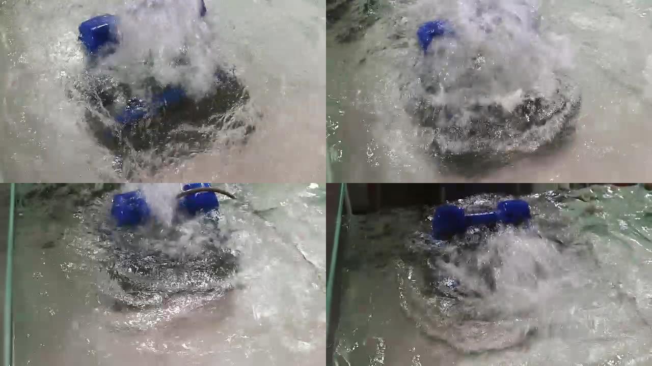 机器人泳池清洁器