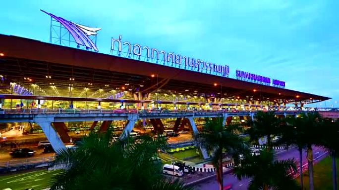 泰国曼谷素万那普机场的时间流逝。