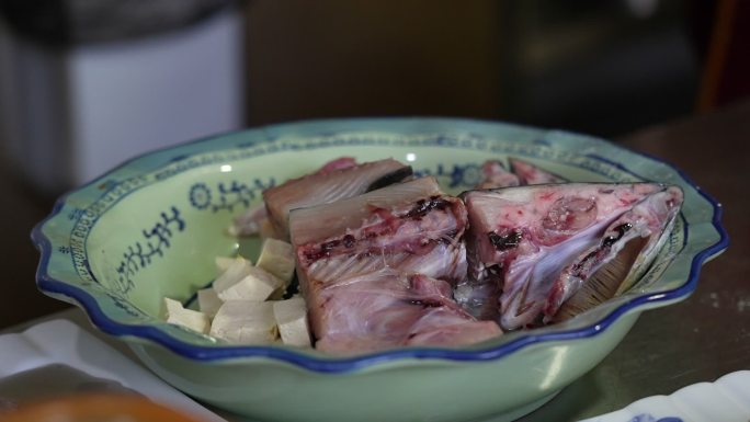 妈妈做饭 包饺子 鲅鱼饺子 农妇做饭