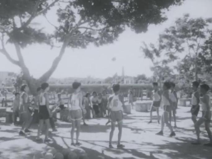 60年代 小学 学校 排球 训练比赛