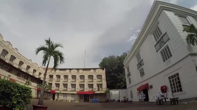 围墙城市Intramuros内翻新的行政大楼。