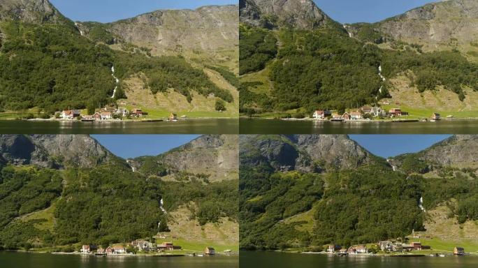 挪威峡湾巨大瀑布下的小镇