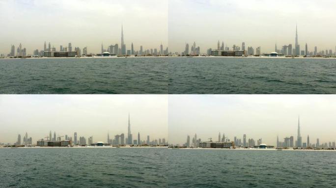 迪拜海岸线，外海有酒店和建筑工地