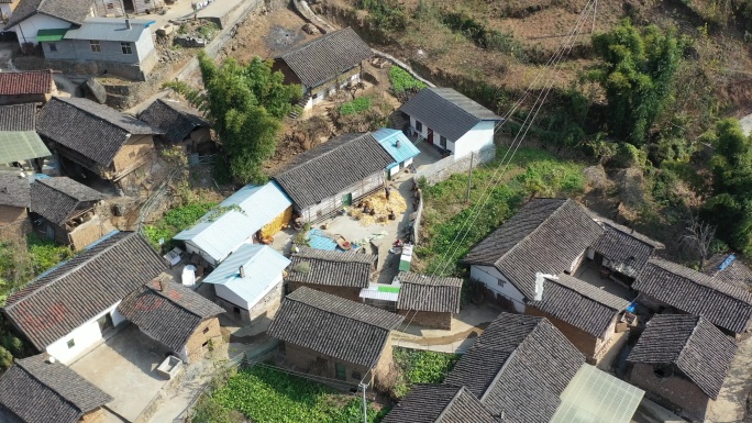 航拍四川大凉山村庄