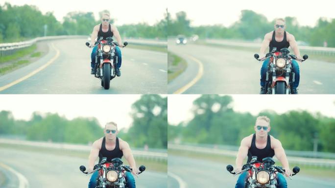摩托车手正在骑摩托车向右缓慢而缓慢地转弯