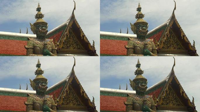 曼谷wat phra kaew的绿色恶魔雕像的特写