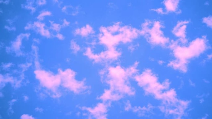粉红色的云朵美丽的时光倒流