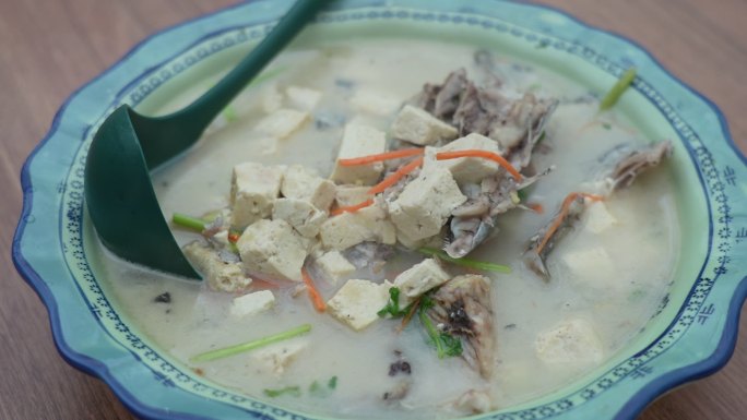 妈妈做饭 包饺子 鲅鱼饺子 农妇做饭