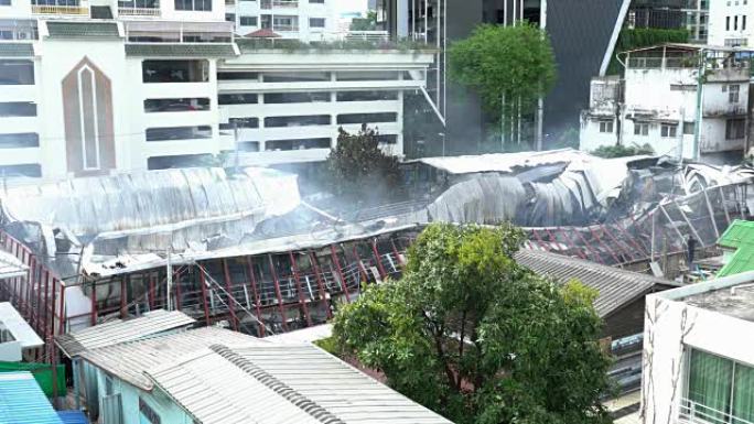 火灾后烧毁了建筑物，内城的建筑物因火灾倒塌而倒塌。