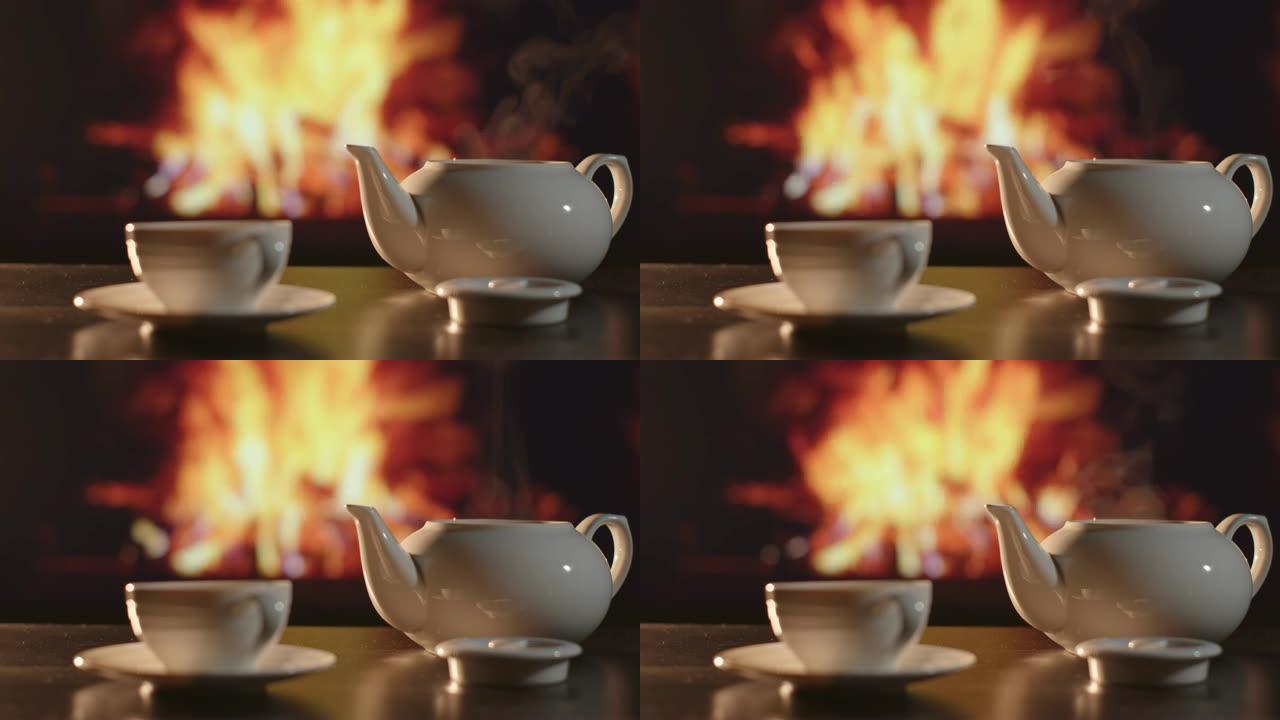 壁炉前的白瓷茶壶