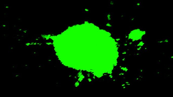 抽象画笔笔画形状白色墨水飞溅在色度键绿色屏幕上流动和洗涤，墨水飞溅飞溅效果