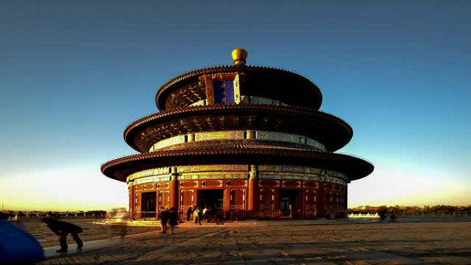 中国北京-2014年11月1日: 中国北京天坛日落时的启年殿特写