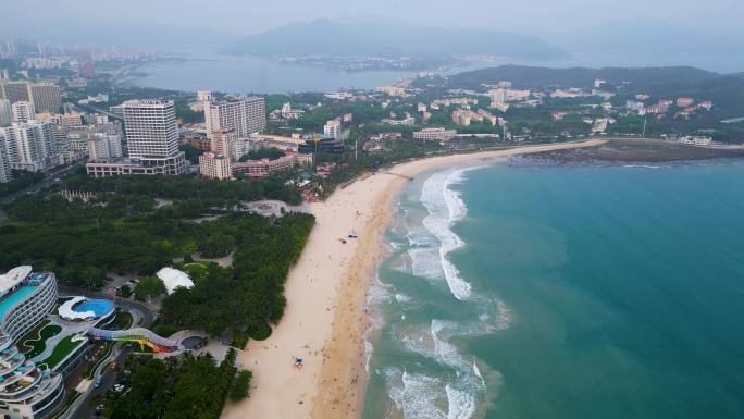 海南省三亚市大东海旅游区航拍海岸线