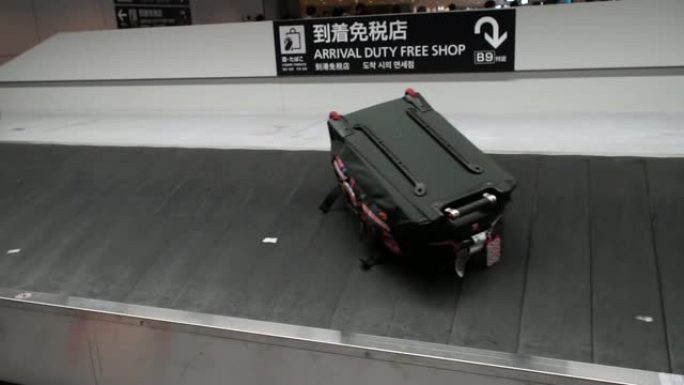 行李认领处的行李-东京机场