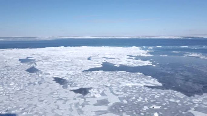 漂流冰和北海道鄂霍次克海。日本。