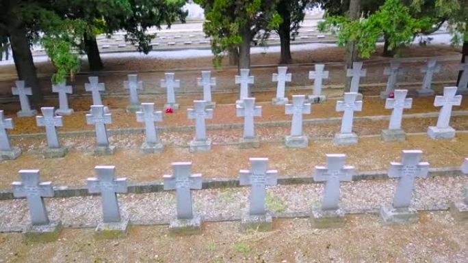 鸟瞰图塞萨洛尼基希腊塞尔维亚人在Zeitenlik circle军事公墓第一次世界大战