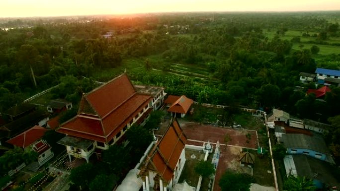 泰国首都曼谷寺庙外裙鸟瞰图