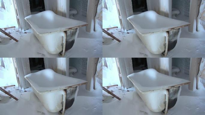 俄罗斯最北部城市煤矿鬼城的废弃房屋。