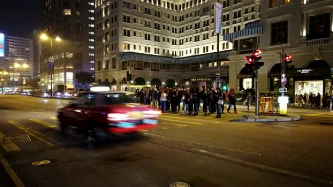 香港现代城的延时视频、汽车和人群交通。