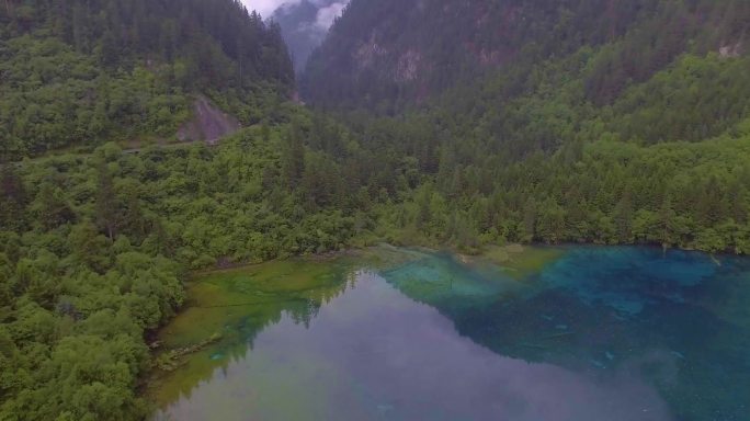 航拍九寨沟自然风景